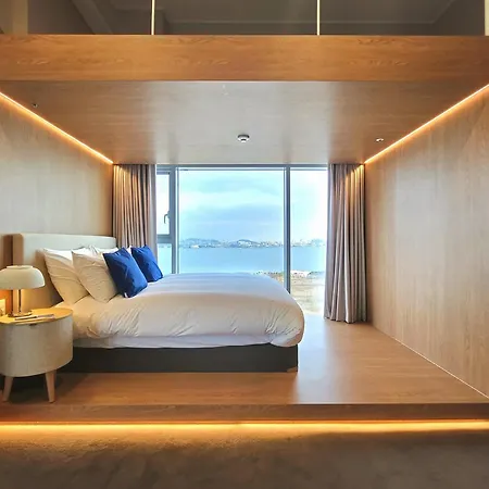 Blue Ocean Hotel 4